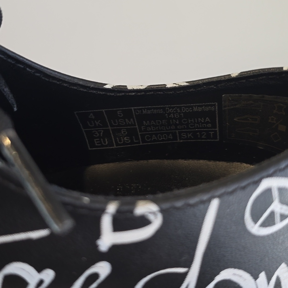 Dr.Martens 1461 Script Peace Love Freedom Black Oxford Shoes - Picture 11 of 11